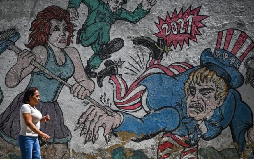 Trump invade a Venezuela para roubar seu petróleo e saquear suas riquezas, por Francisco Calmon O imperialismo opera no plano material; enfrentá-lo apenas no plano discursivo é aceitar a derrota antecipadamente.