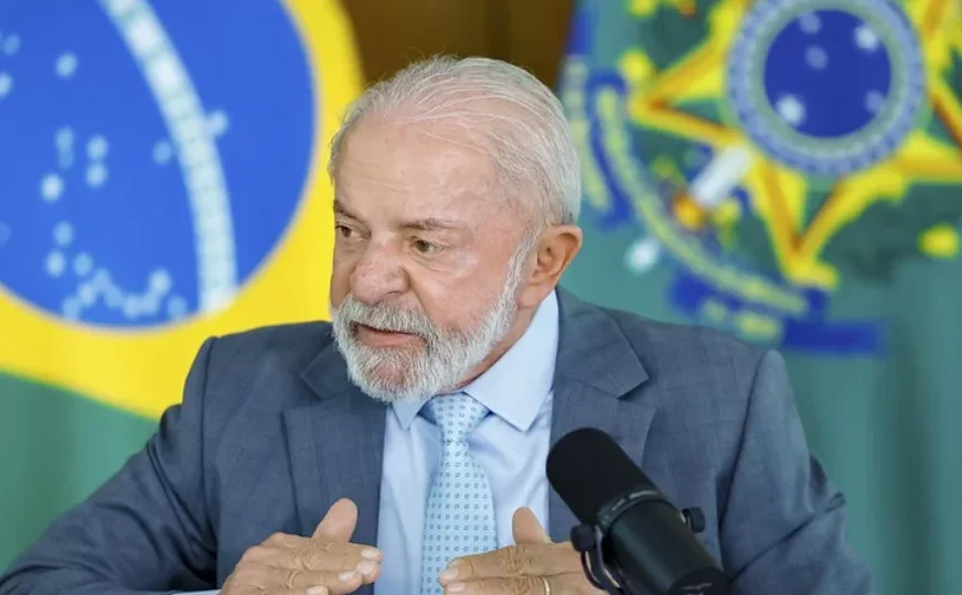 Lula lidera 1º turno com 38%, contra 30% de Flávio Bolsonaro e 11% de Cury, diz Real Time Big Data Pesquisa também mostra presidente empatado numericamente com Flávio Bolsonaro no 2º turno  Conteúdo postado por: Otávio Rosso Otávio Rosso