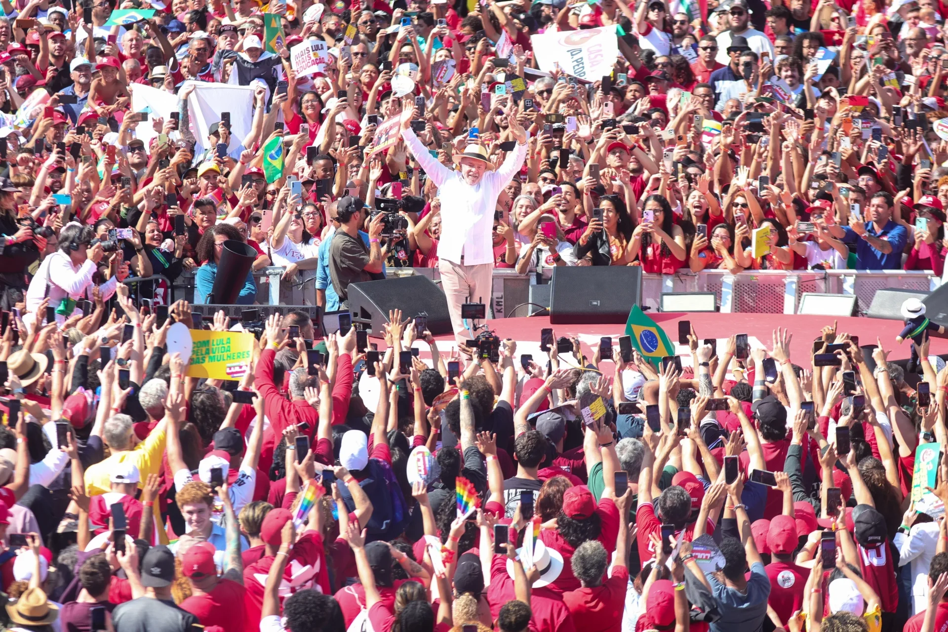 Conectando passado, presente e futuro, Lula inicia campanha de reeleição no ABC Paulista